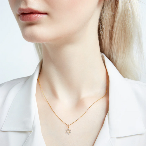 CHARMING DIAMOND  NECKLACE
